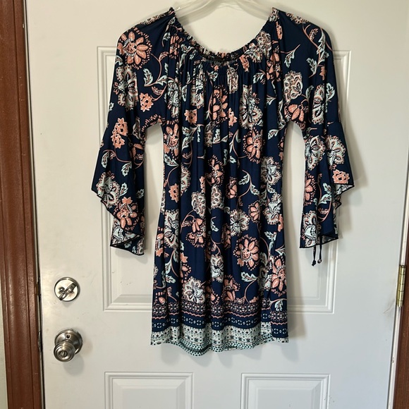 Long sleeve tunic - Picture 1 of 3